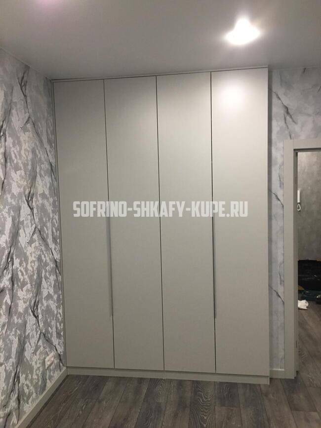 Распашные шкафы Софрино