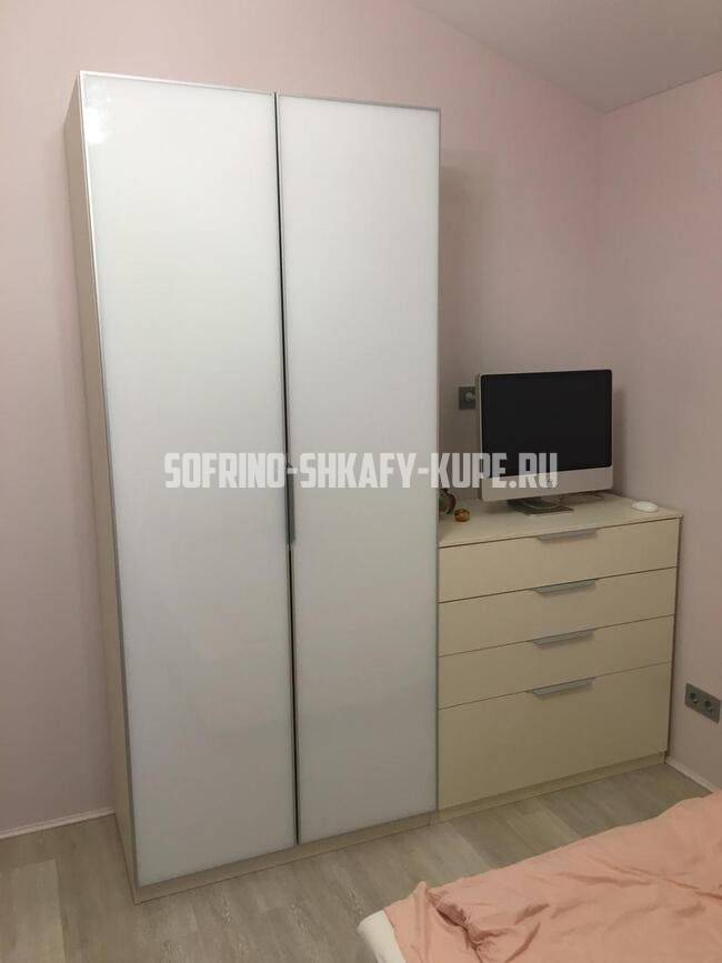 Распашные шкафы Софрино