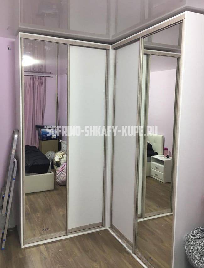 Шкафы угловые Софрино