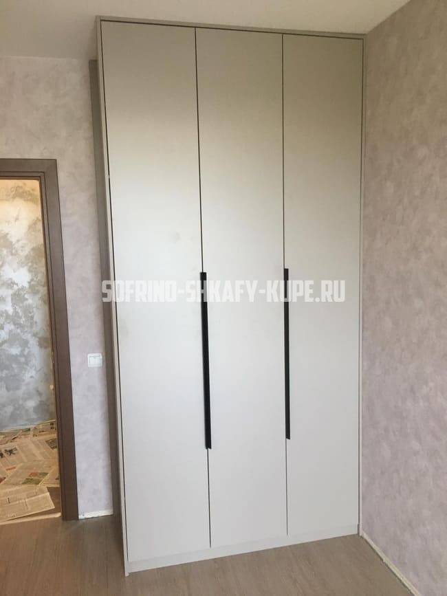 Шкафы в спальню Софрино
